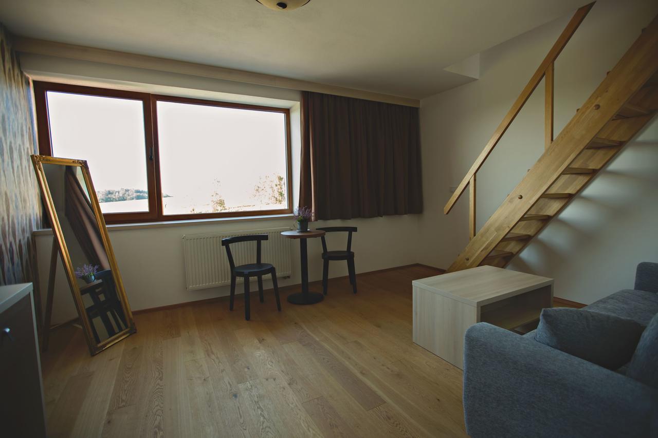 Statek Ceska Lipa Myslovice Hotel Клатови Екстериор снимка