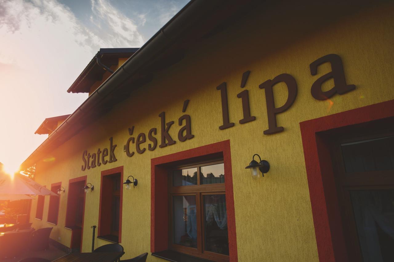 Statek Ceska Lipa Myslovice Hotel Клатови Екстериор снимка