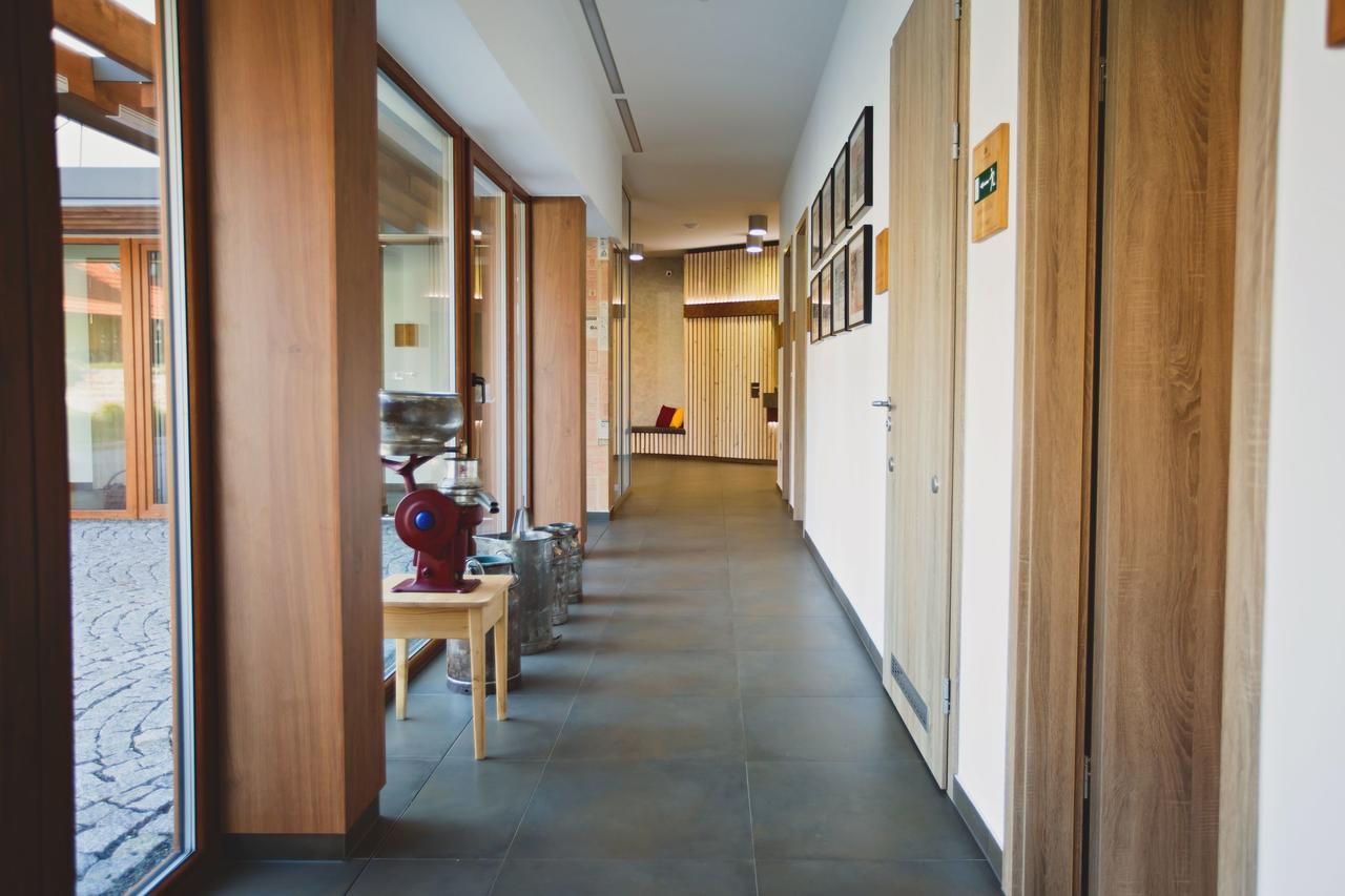 Statek Ceska Lipa Myslovice Hotel Клатови Екстериор снимка
